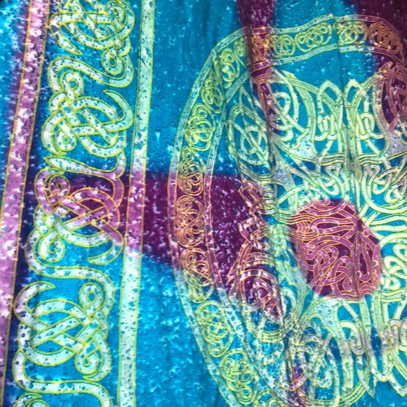 TAPESTRY! - Picture 2 of 2